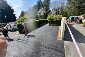 Tarmacadam driveway install service (1) Doncaster