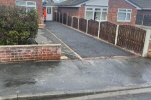 Tarmac driveway experts (3) Doncaster
